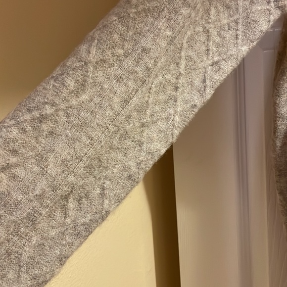 Turtle neck sweater - Picture 2 of 4